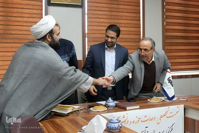 نشست تخصصی «وحدت حوزه و دانشگاه» به میزبانی ایکنای مرکزی
