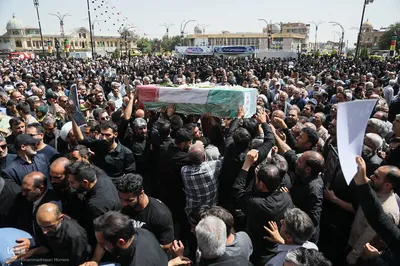 وداع باشکوه با شهدای مظلوم حمله رژیم صهیونیستی در همدان‎