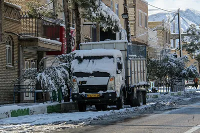 بارش اولین برف زمستانی رخت سفید بر تن ییلاقات استان یزد