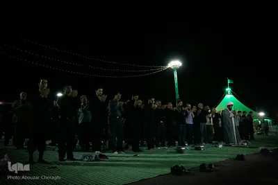  احیای شب قدر در مقبره شهدای دانشگاه امام حسین(ع)