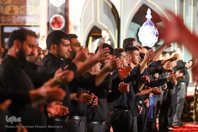 مراسم عزاداری شب شهادت امام رضا(ع) در حرم مطهر رضوی