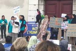 France : un rassemblement contre l'islamophobie à Grenoble