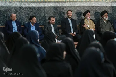 برگزاری نماز جماعت باشکوه دانش آموزی