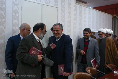 رونمایی از ترجمه ادبی قرآن در مشهد