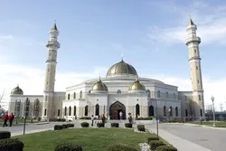 Muslims Invite Fellow Americans to Open Mosque Day