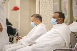 Arrivée des premiers pèlerins de l’Omra à la Sainte Mosquée, après des mois de fermeture