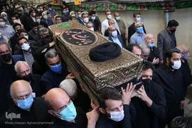 مراسم تشییع پیکر مرحوم حجت الاسلام والمسلمین علی اکبر محتشمی پور در جماران