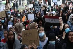London: Demo gegen Kriegstreiberei Saudi-Arabiens im Jemen