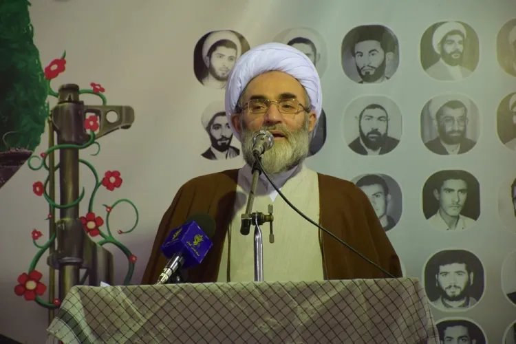 مسئولان نظام در تراز شهید حاج قاسم سلیمانی باشند