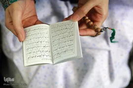 مراسم جزء خوانی قرآن کریم در حرم امام زاده حسن (ع)
