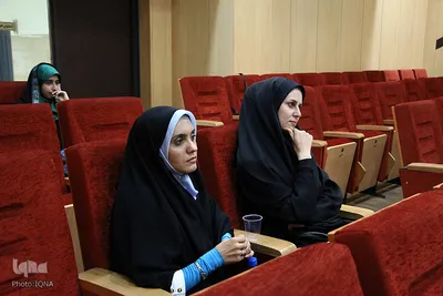 نشست هم اندیشی«اقتصاد مقاومتی، اقدام و عمل از زبان رسانه»
