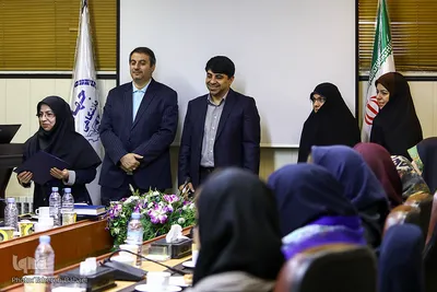 تجلیل از هنرمندان نمایشگاه نفس‌المطمئنه