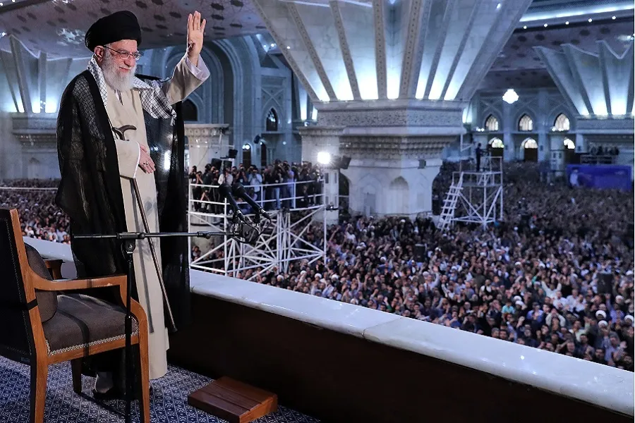 «ایمان» و «امید» نرم‌افزار امام(ره) برای ایجاد ۳ تحول بزرگ