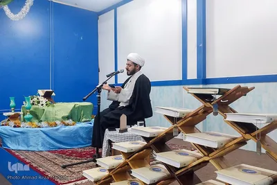 بزرگداشت هفته قرآن و دانشگاه در دانشکده علوم قرآنی شیراز