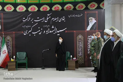 دیدار نماینده ولی فقیه در خراسان جنوبی با جمعی از مدیران ارشد استان و دست اندکاران هفته دفاع مقدس