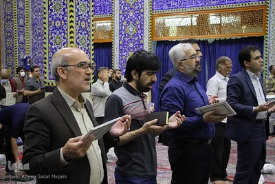 قرار بندگی؛ احیای شب نوزدهم رمضان در مسجد حظیره یزد