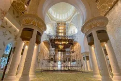 Seni Islam Langka Dipamerkan di Masjid Syekh Zayed