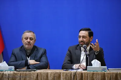 نشست استاندار آذربایجان شرقی با اصحاب رسانه‎