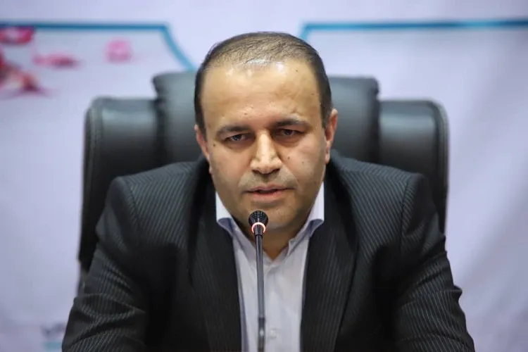 ظرفیت بیمارستان‌های دولتی شیراز تكمیل شد / احتمال تداوم تعدیل فعالیت‌ها