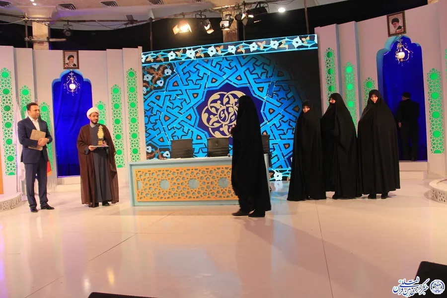 اعلام نتیجه رشته تفسیر مسابقات سراسری قرآن در بخش بانوان/عکاس:زهرا بهرامی