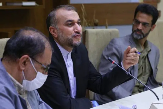 امیر عبداللهیان: کتاب «صبح شام» به توصیه شهید سلیمانی نوشته شد