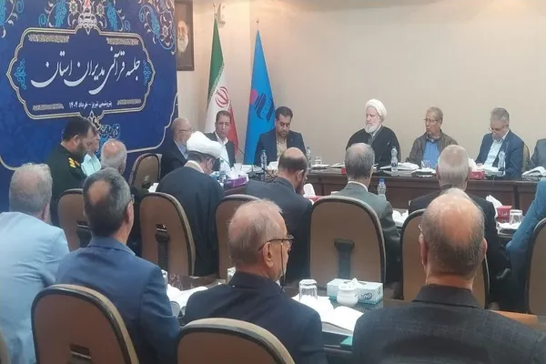 جلسه تفسیر قرآن ویژه مدیران اجرایی آذربایجان‌شرقی