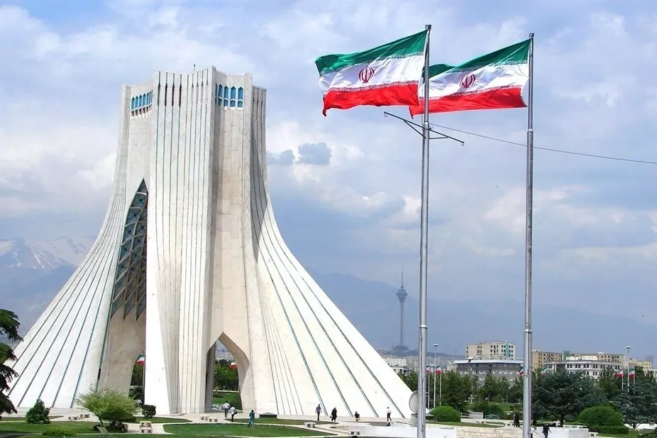 إيران تكشف علاقة المسيء إلى المصحف الشريف بالموساد الإسرائيلي