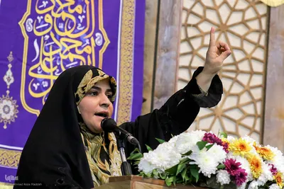 اجتماع بانوان «میثاق انقلابی» در حرم شاهچراغ (ع)