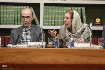 ژاله آموزگار