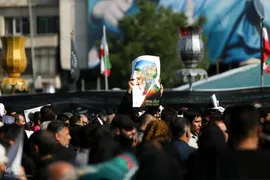 تشییع پیکر رئیس جمهور شهید در تهران (۲)