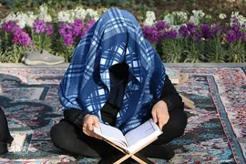 جزء‌خوانی قرآن کریم در چهارباغ اصفهان