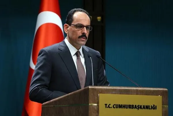 Kalın'dan Ayasofya açıklaması: İkonlar ışık ile değil perdeyle kapatılacak