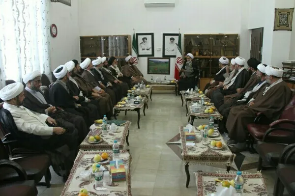 ائمه جمعه در خط مقدم مطالبه‌گری هستند