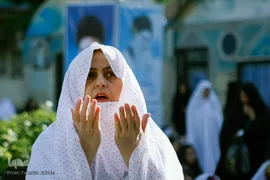 نماز عید سعید فطر در جوار حرم حضرت امام زاده حسن (ع)

