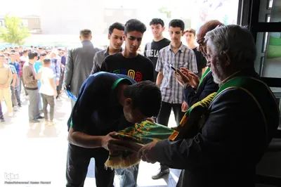 زنگ مهر رضوی در مدارس همدان‎