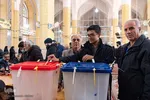 حضور مردم کرج در محل اخذ رای‎