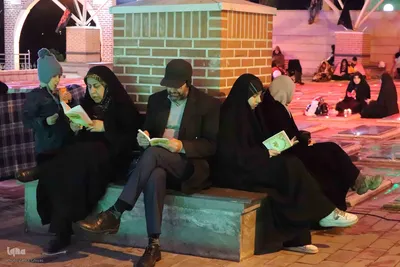 مراسم شب قدر در گلزار شهدای وادی رحمت تبریز