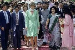 La princesse Diana envisageait de se convertir à l'islam