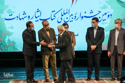 اختتامیه دومین جشنواره بین‌المللی «سرخ نگاران»