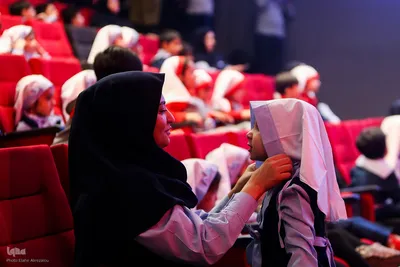 مراسم نمادین جشن غنچه‌ها