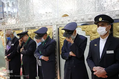 غبار روبی امامزاده جعفر (ع) یزد به مناسبت میلاد حضرت زینب کبری (س)‎‎