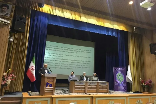 تلفیق فیزیک و فلسفه راهی برای شناخت منشأ حیات