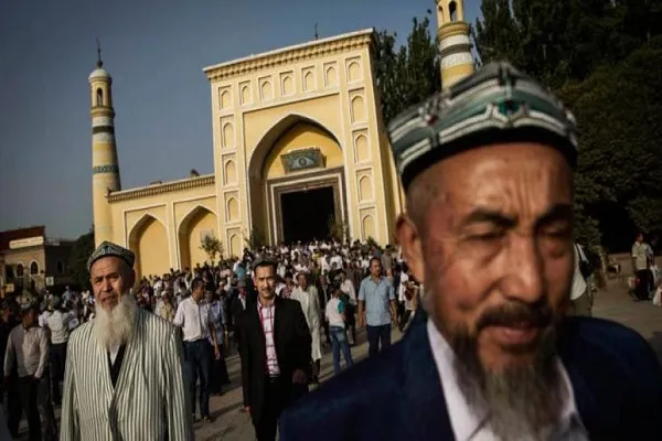 الصين تدعو الملتزمين بتعاليم الإسلام إلى تسليم أنفسهم