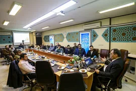 نشست قرآن کریم و تنوع فرهنگ‌ها در جامعه جهانی