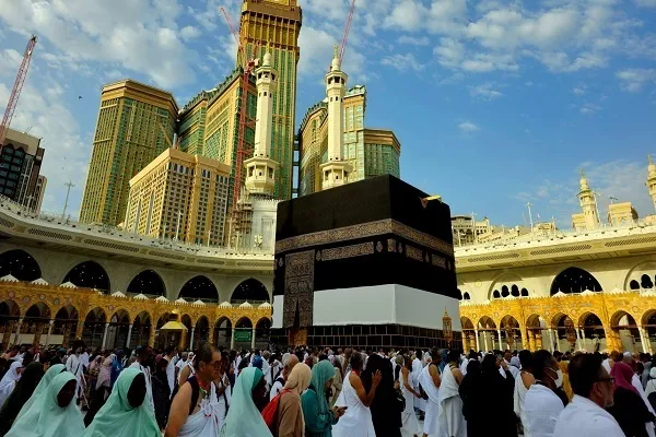 Prazo Estabelecido para Peregrinos Estrangeiros Deixarem a Arábia Saudita antes do Hajj