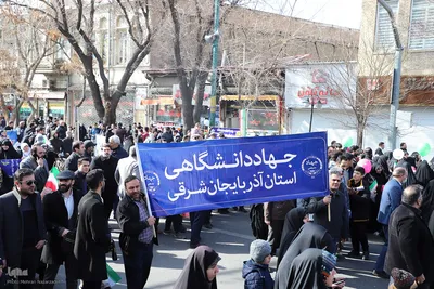 راهپیمایی 22 بهمن تبریز‎