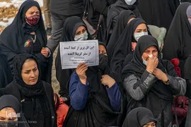 تشییع یپکر یک شهید گمنام در شهرکرد