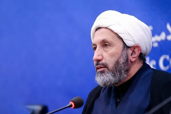 شخصیت امام راحل در جهان زنده است