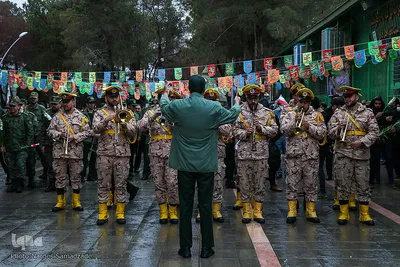 گرامیداشت دهه فجر و سالروز بازگشت امام خمینی(ره) در گلستان شهدا