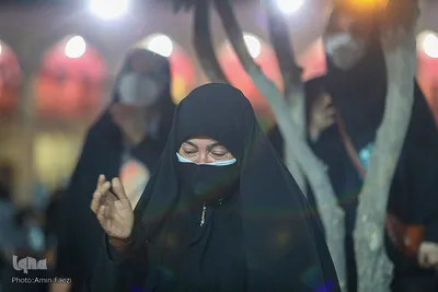 عزاداری شب شهادت امام رضا(ع) در حرم شاهچراغ(ع)